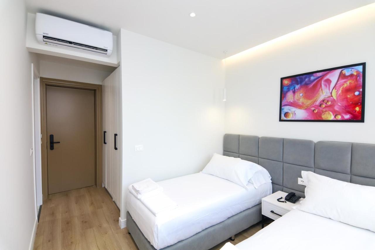 N Hotel City Center By Noshi Tirana Exterior photo