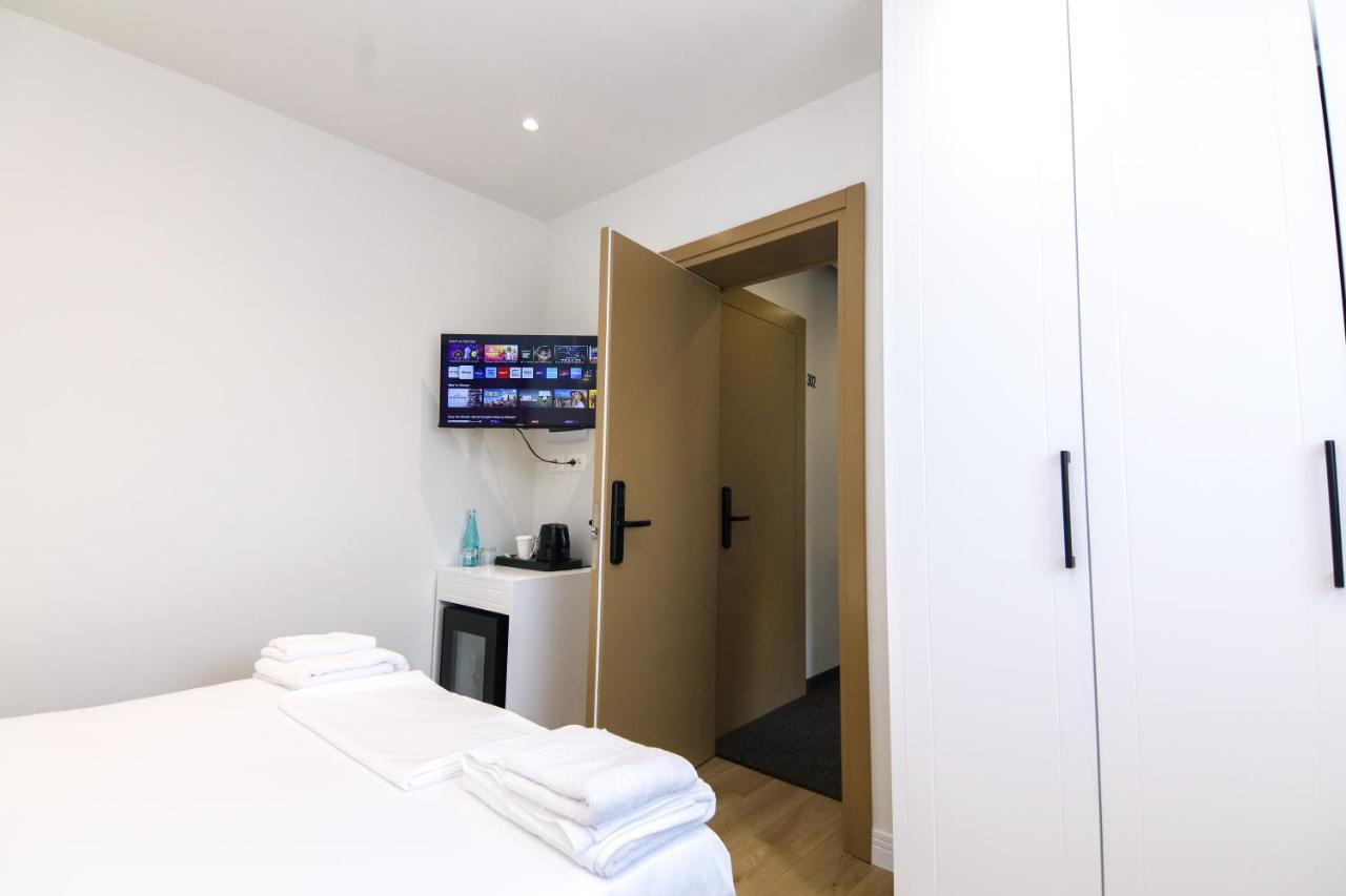 N Hotel City Center By Noshi Tirana Exterior photo
