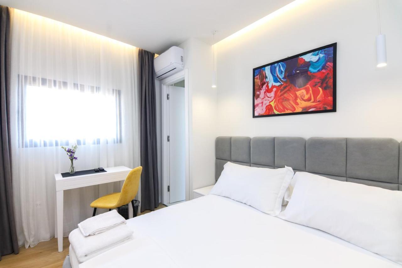 N Hotel City Center By Noshi Tirana Exterior photo