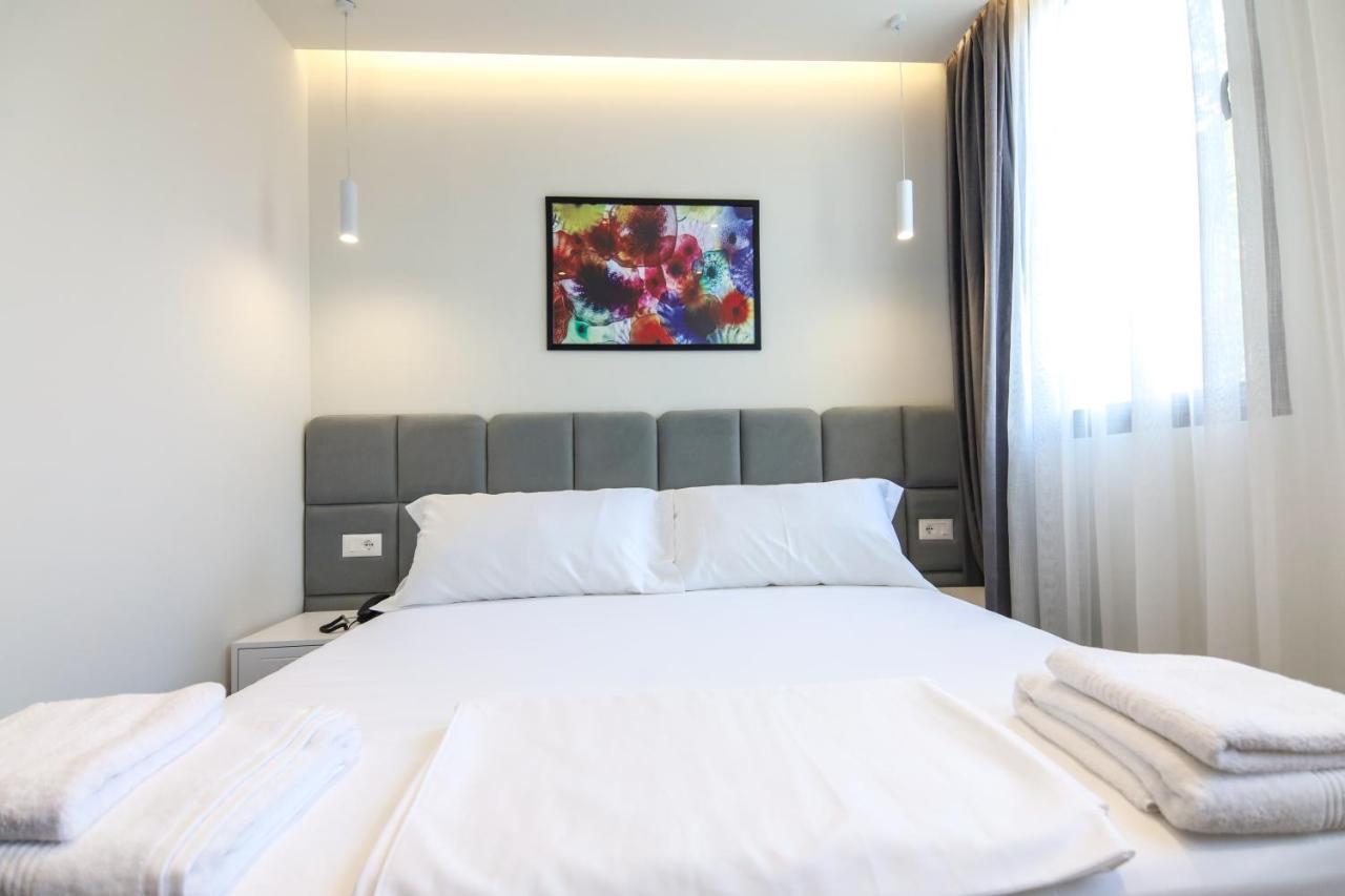 N Hotel City Center By Noshi Tirana Exterior photo