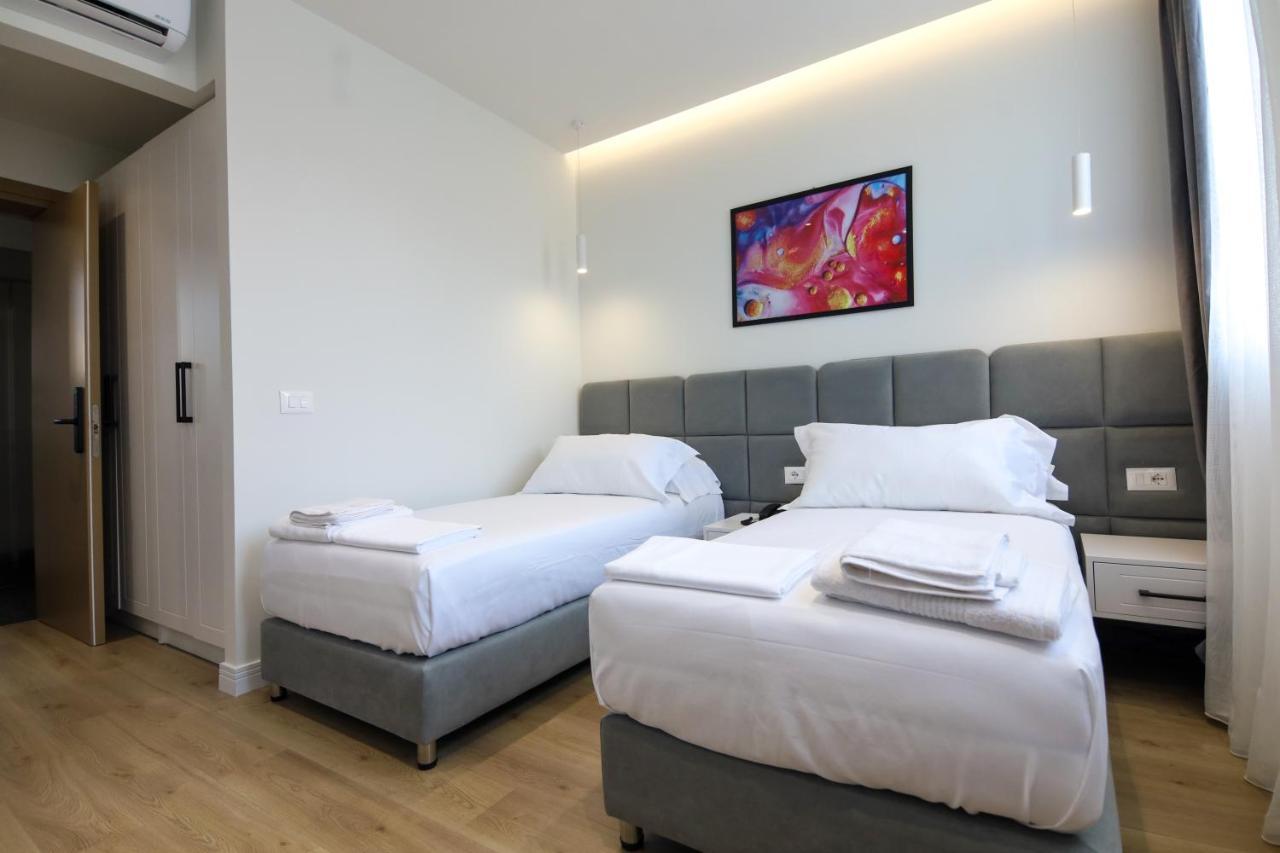 N Hotel City Center By Noshi Tirana Exterior photo